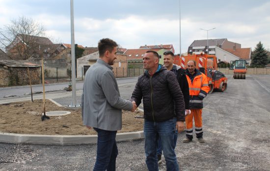 Ratković obišao aktuelne infrastrukturne radove na teritoriji Grada 