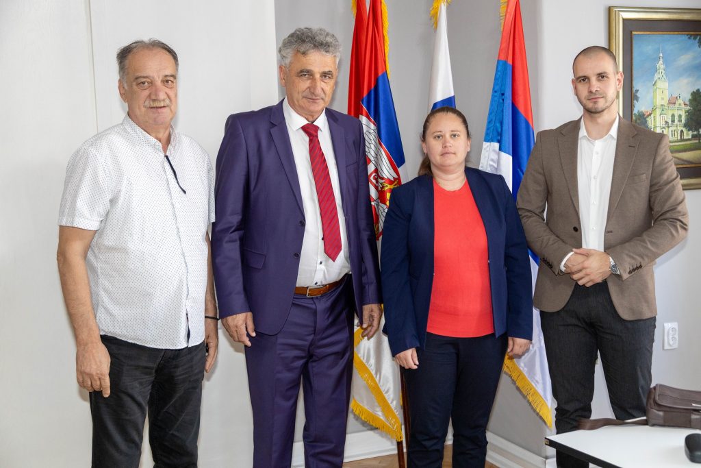 Potpisan Sporazum o sportskoj i kulturnoj saradnji između opština Nevesinje i Apatin