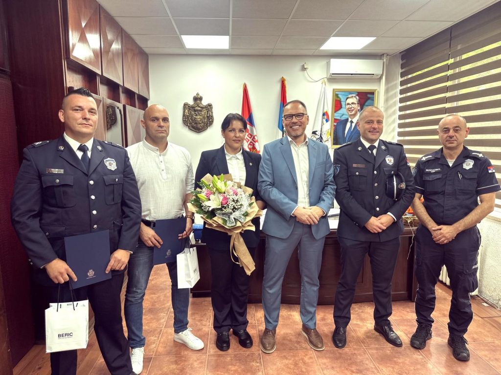 Uručena priznanja najboljim policajcima u opštini Kula