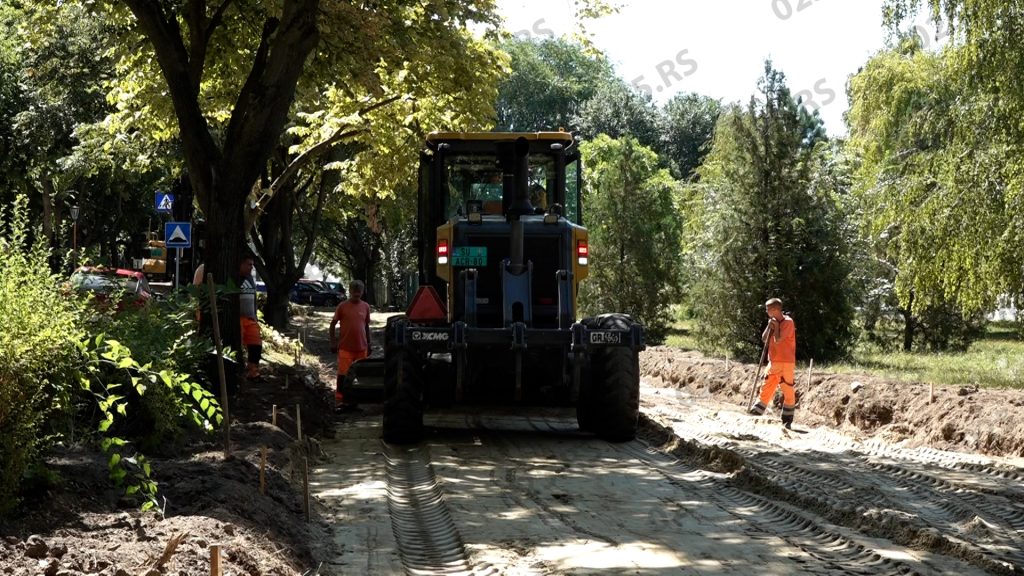 Gradonačelnik Ratković obišao radove na izgradnji servisne saobraćajnice