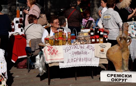 Predstavljeno stvaralaštvo seoskih žena iz Vojvodine 