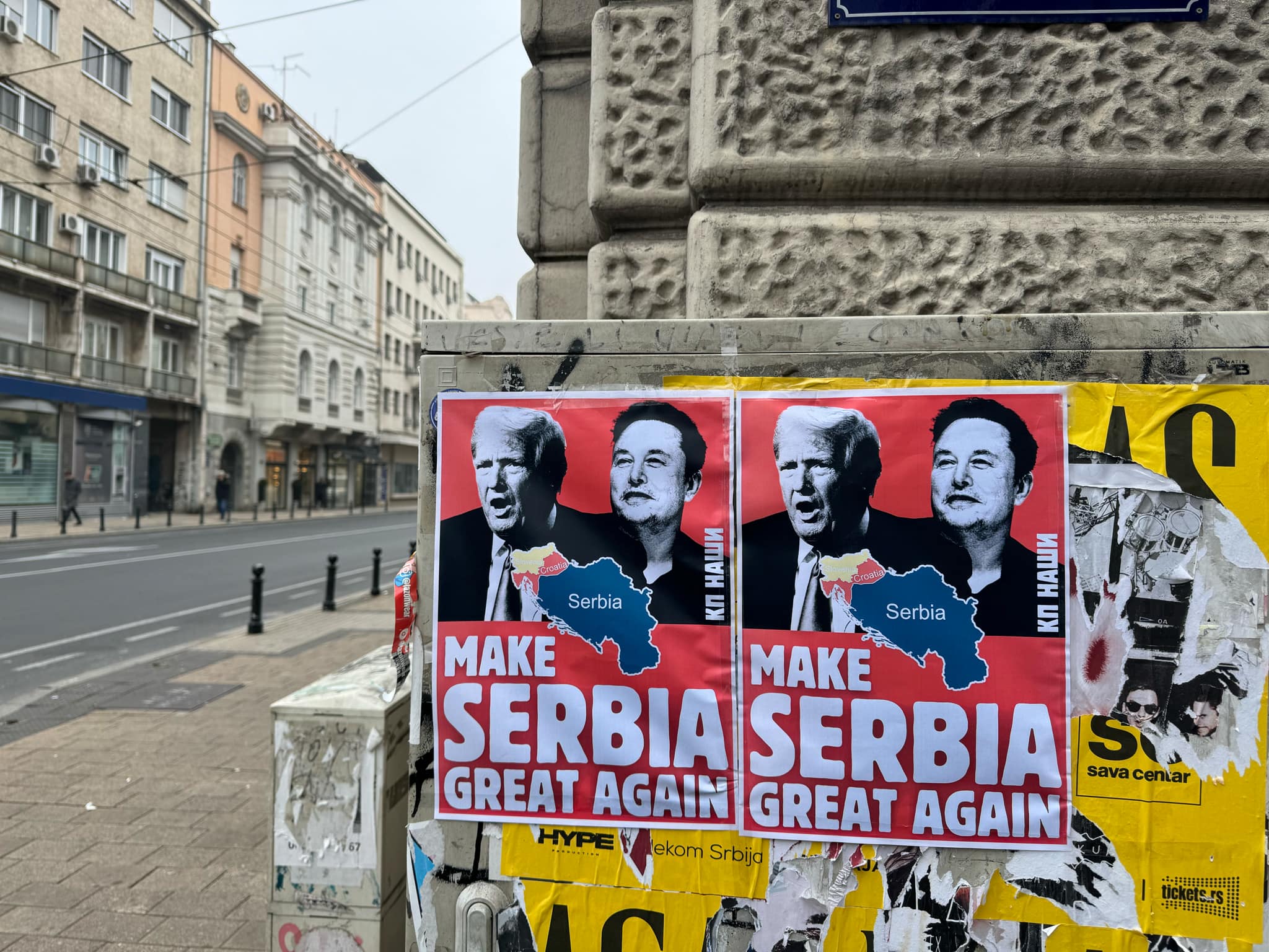 BEOGRAD – Plakat Trampa, Maska i Velike Srbije!