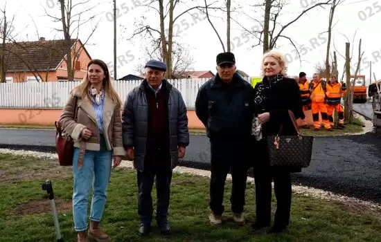 Radovi na asfaltiranju u Kljajićevu