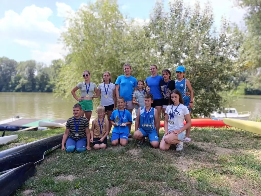 Četrnaest medalja za KK „Sombor“